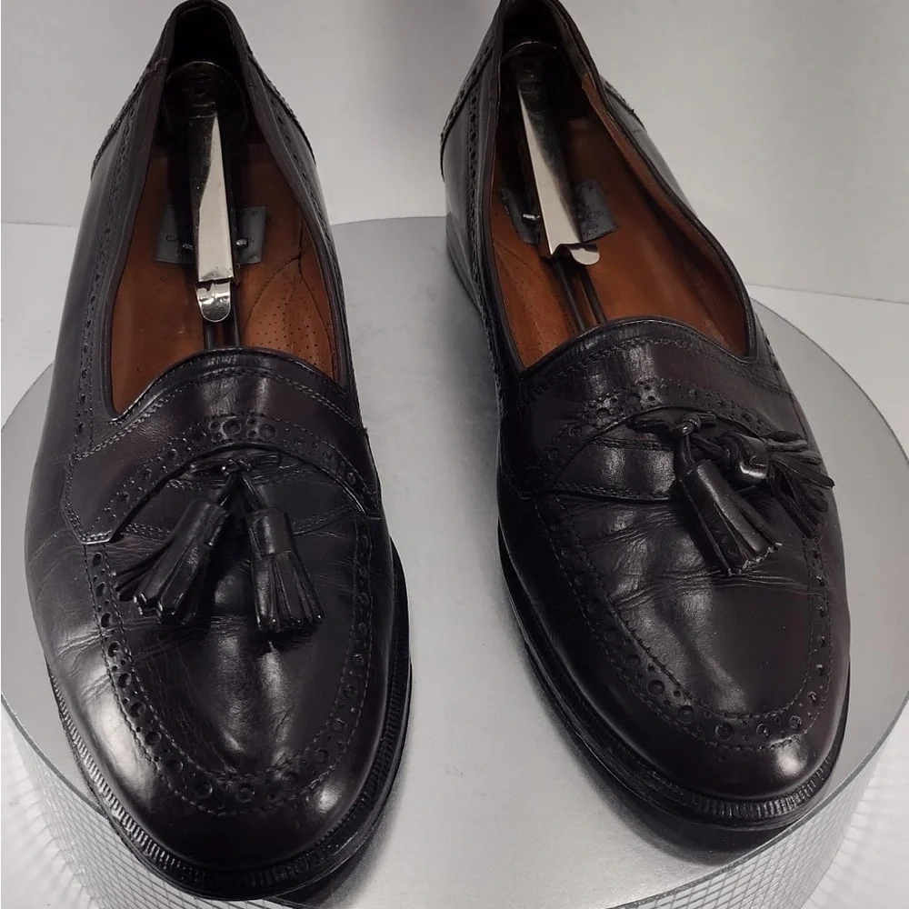Cable&co Elegant Black Tassel Loafers size 11.5 pre owned good condition